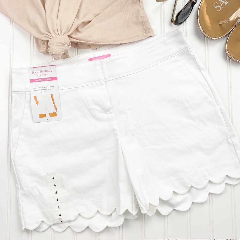 Isaac Mizrahi Scalloped White NWT Tailored LL